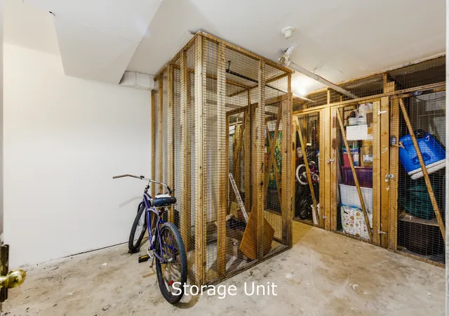 2nd image of 1080 Knl Ln, Hoffman Estates, IL 60169