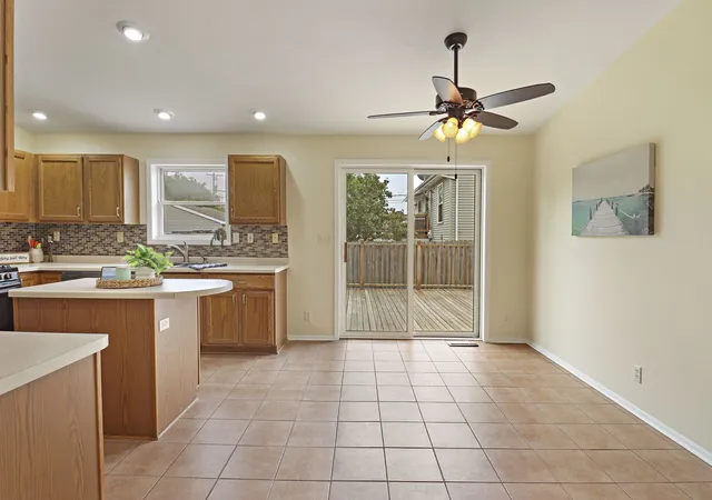 Homes for sale in Kenosha, WI | 5117 58Th St, Kenosha, WI 53144 | MLS# 12660168