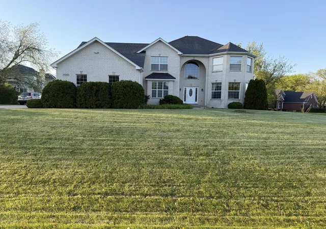 Homes for sale in Hampshire, IL | 15n805 Pheasant Field Ln, Hampshire, IL 60140 | MLS# 12660301