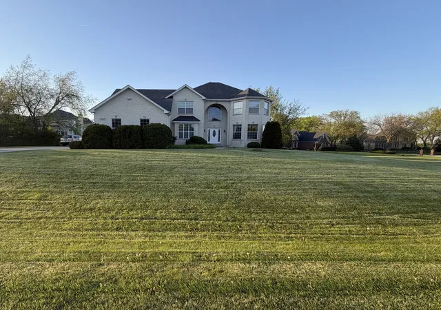 Homes for sale in Hampshire, IL | 15n805 Pheasant Field Ln, Hampshire, IL 60140 | MLS# 12660301