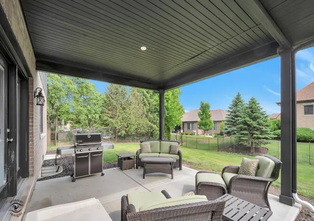 2nd image of 1973 Edgeview Dr, New Lenox, IL 60451 | MLS# 12660352