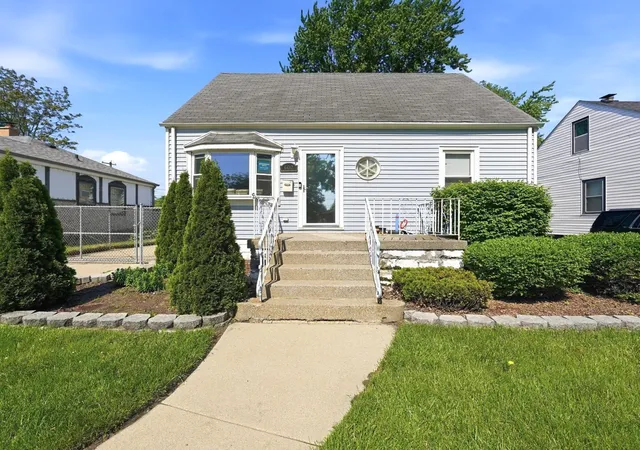 1st image of 602 Hirsch Ave, Calumet City, IL 60409 | MLS# 12660420
