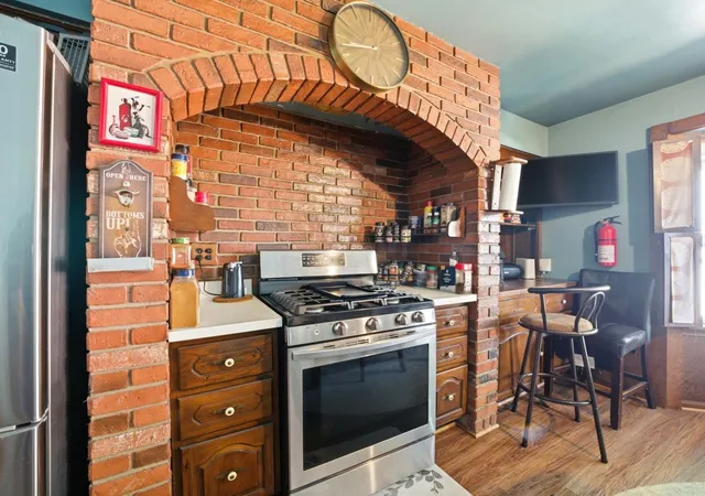 3rd image of 602 Hirsch Ave, Calumet City, IL 60409 | MLS# 12660420