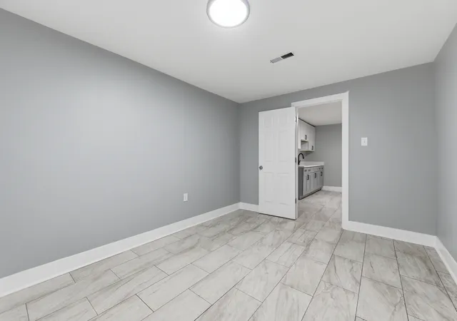 25th image of 7732 S Phillips Ave, Chicago, IL 60649 | MLS# 12660519