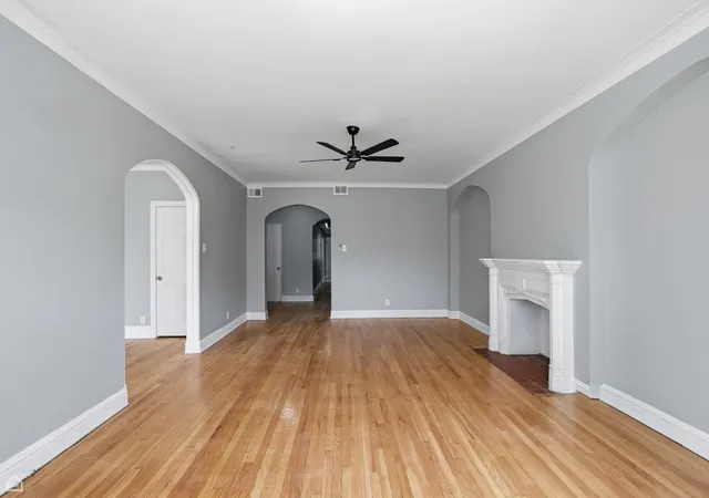 4th image of 7732 S Phillips Ave, Chicago, IL 60649 | MLS# 12660519