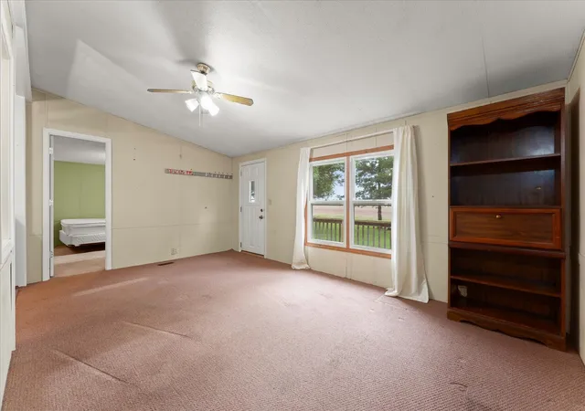 Photo 3 of Single family home for sale at 462 County Rd 2600 N, Mahomet, IL 61853 | MLS# 12660535 | Listing updated on 2026-10-20