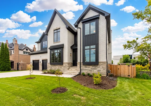 Photo 2 of Mansion for sale at 2301 Farrell Ave, Park Ridge, IL 60068 | MLS# 12660557 | Listing updated on 2026-09-23