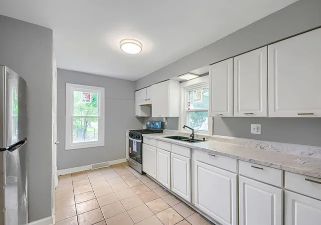 2nd image of 12025 S Prairie Ave, Chicago, IL 60628 | MLS# 12660597