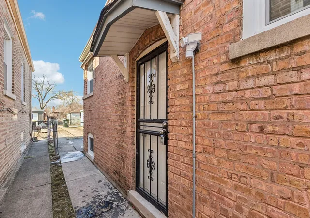 4th image of 14230 S Normal Ave, Riverdale, IL 60827 | MLS# 12660663