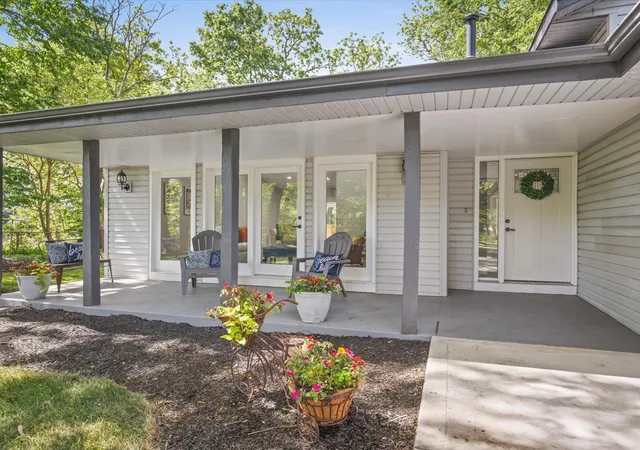 Photo 3 of Single family home for sale at 11602 Bnd River Rd, Roscoe, IL 61073 | MLS# 12660729 | Listing updated on 2026-08-30