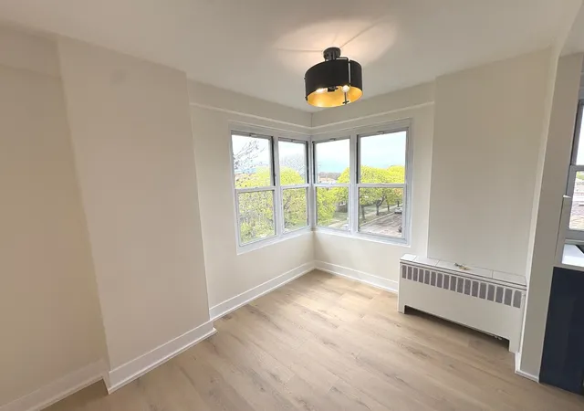 Homes for sale in Chicago, IL | 2600 W Balmoral Ave #402, Chicago, IL 60625 | MLS# 12660780