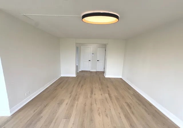 Homes for sale in Chicago, IL | 2600 W Balmoral Ave #402, Chicago, IL 60625 | MLS# 12660780