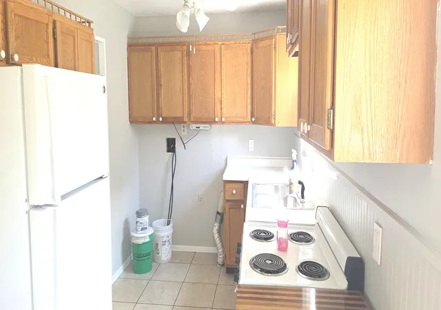 Photo 3 of Sale Pending at 623 S 5th Avenue, Hoopeston, IL 60942 | MLS# 12660830 | Listing updated on 2026-09-08
