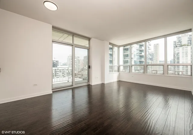 2nd image of 330 W Grand Ave #1506, Chicago, IL 60654 | MLS# 12660855