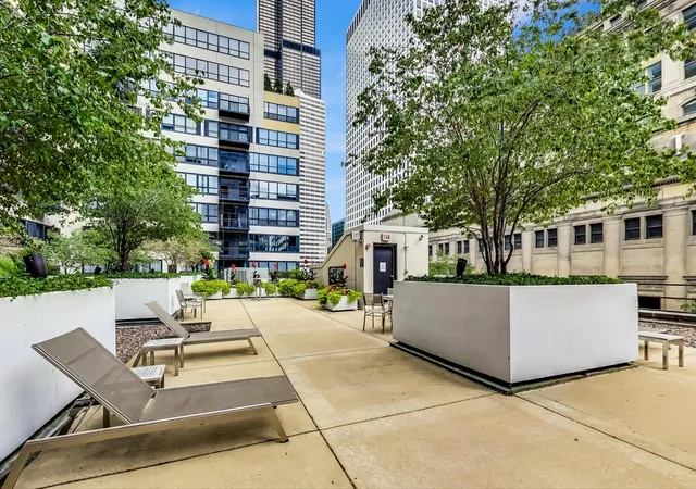 20th image of 130 S Canal St #316, Chicago, IL 60606 | MLS# 12660862