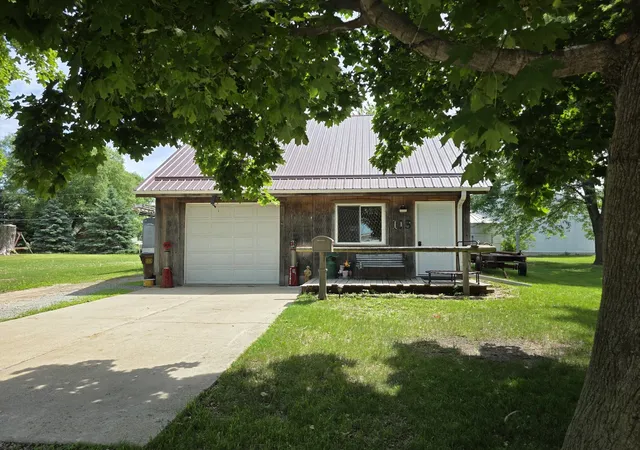 Homes for sale in Prophetstown, IL | 113 Birch St, Prophetstown, IL 61277 | MLS# 12660872