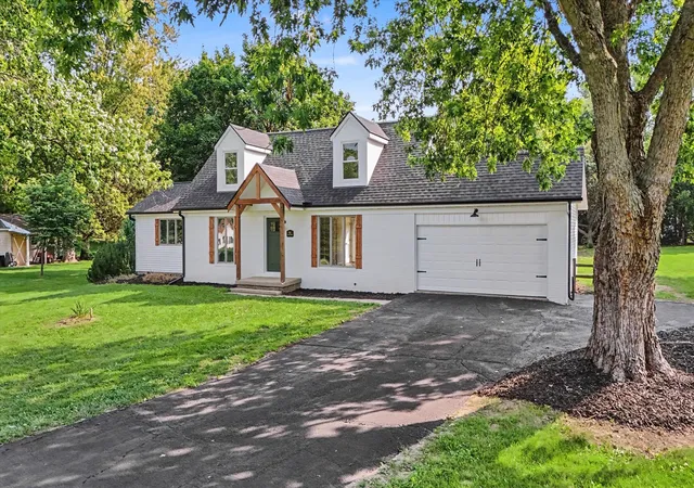 1st image of 502 Hillside Dr, Mahomet, IL 61853 | MLS# 12660971
