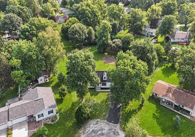 4th image of 502 Hillside Dr, Mahomet, IL 61853 | MLS# 12660971