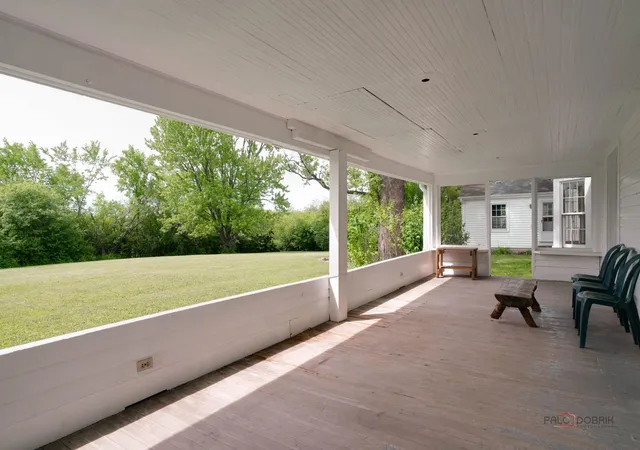 Photo 3 of Single family home for sale at 30128 N Saint Marys Rd, Libertyville, IL 60048 | MLS# 12661027 | Listing updated on 2026-09-19