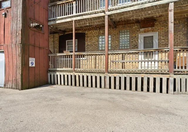 15th image of 3951 N St Louis Ave #1, Chicago, IL 60618 | MLS# 12661076