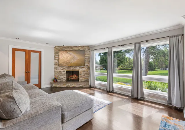 5th image of 606 Country Club Dr, Itasca, IL 60143 | MLS# 12661129