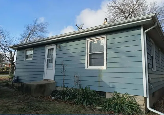 Photo 2 of Single family home for sale at 2416 Ashland Ave, Rockford, IL 61101 | MLS# 12661133 | Listing updated on 2026-09-11