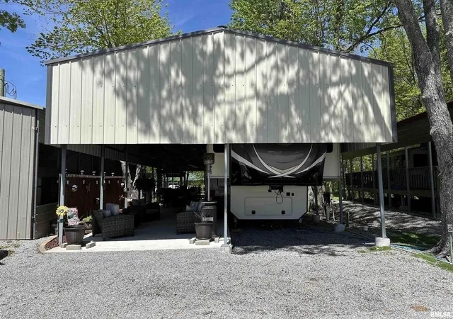 1st image of 8 Mcbride Ct, Marion, IL 62959 | MLS# 12661303