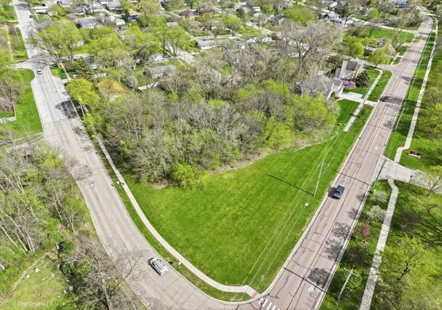 Photo 1 of Land for sale at 1009 S 9th Avenue, St. Charles, IL 60174 | MLS# 12661344 | Listing updated on 2026-09-03