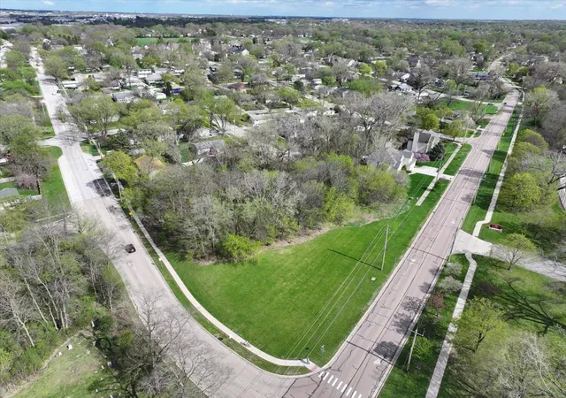 Photo 20 of Land for sale at 1009 S 9th Avenue, St. Charles, IL 60174 | MLS# 12661344 | Listing updated on 2026-09-03