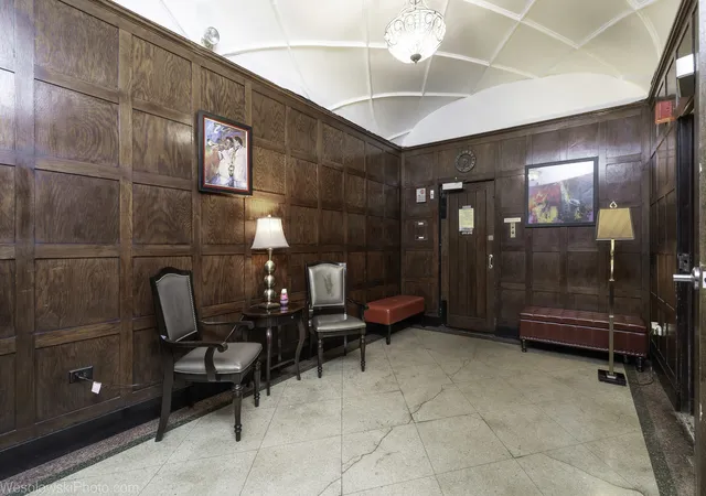 5th image of 6700 S Crandon Ave, Chicago, IL 60649