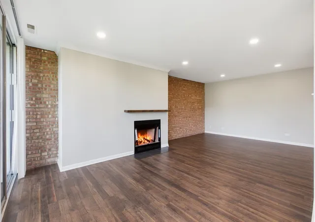5th image of 6000 Oakwood Dr #4H, Lisle, IL 60532 | MLS# 12661531