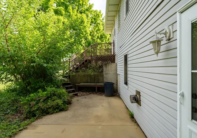 Homes for sale in Bloomington, IL | 2014 Woodhavens Dr, Bloomington, IL 61701 | MLS# 12661569