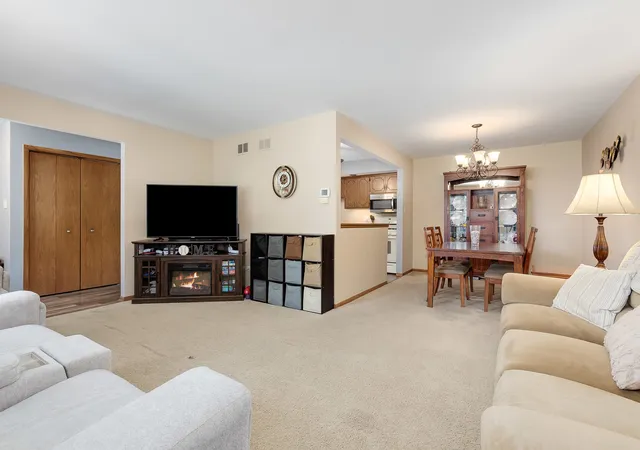 Homes for sale in Orland Park, IL | 7324 W 152Nd St #73, Orland Park, IL 60462 | MLS# 12661598
