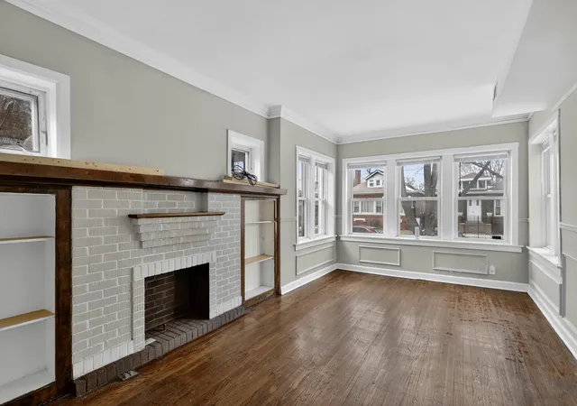 Photo 2 of Sale Pending at 8005 S Blackstone Ave, Chicago, IL 60619 | MLS# 12661606 | Listing updated on 2026-08-03