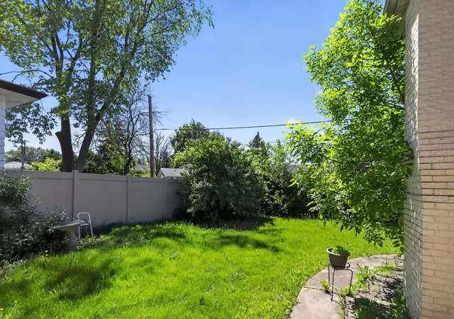 Homes for sale in South Holland, IL | 16818 Ellis Ave, South Holland, IL 60473 | MLS# 12661634