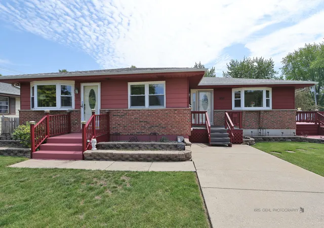 Homes for sale in Zion, IL | 2019 Gilboa Ave, Zion, IL 60099 | MLS# 12661727