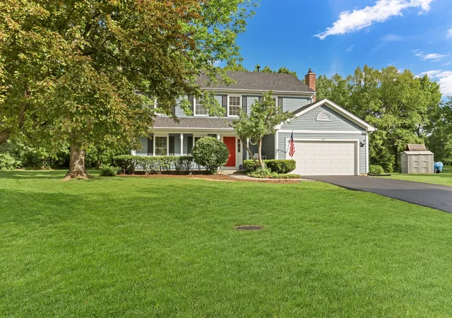3rd image of 827 Hartford Dr, Gurnee, IL 60031 | MLS# 12661916