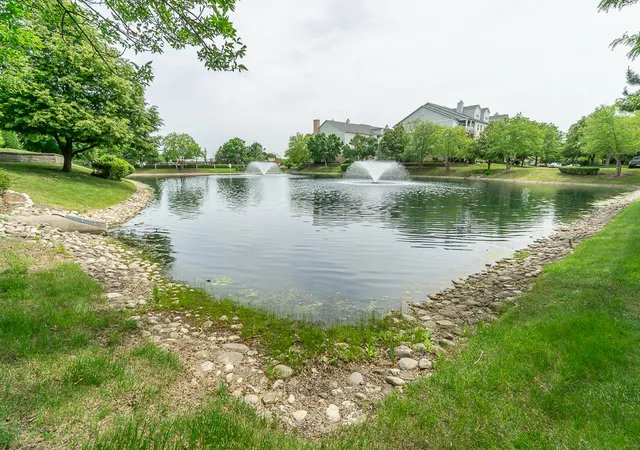 2nd image of 1291 W Lake St, Addison, IL 60101