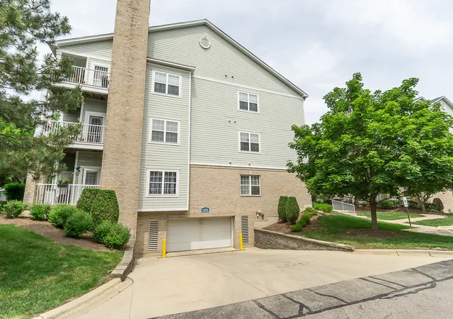 22nd image of 1291 W Lake St #103, Addison, IL 60101 | MLS# 12661931
