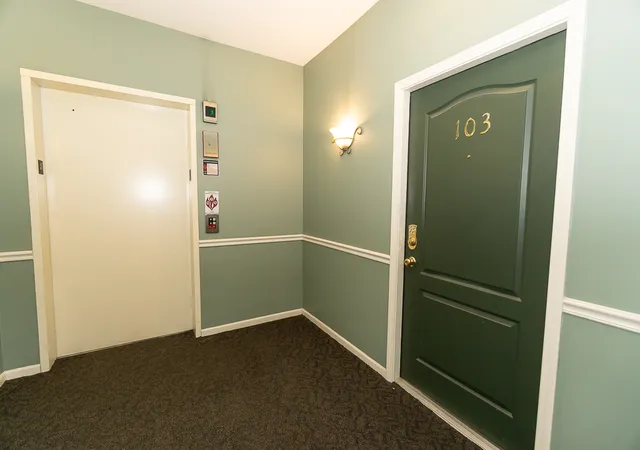 3rd image of 1291 W Lake St #103, Addison, IL 60101 | MLS# 12661931