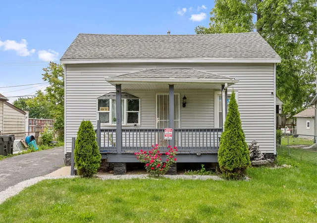 2nd image of 3022 Commercial Ave, South Chicago Heights, IL 60411 | MLS# 12661945