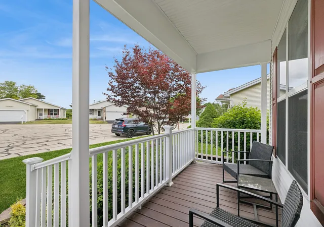 Homes for sale in Grayslake, IL | 3819 Fox Hunt Wy, Grayslake, IL 60030 | MLS# 12662022