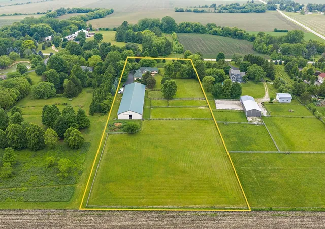 52nd image of 12n185 Muirhead Rd, Elgin, IL 60123 | MLS# 12662036