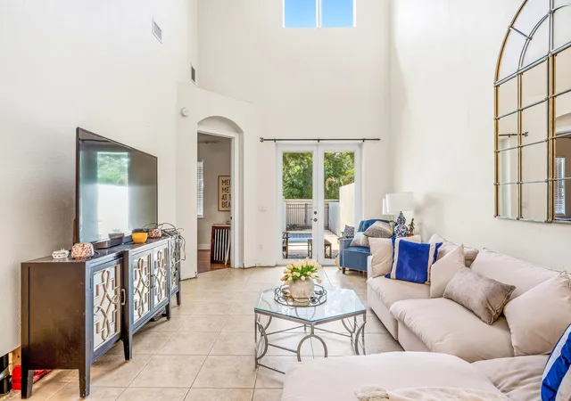 2nd image of 1875 Bridgepointe Cir #31, Vero Beach, FL 32967 | MLS# 12662094