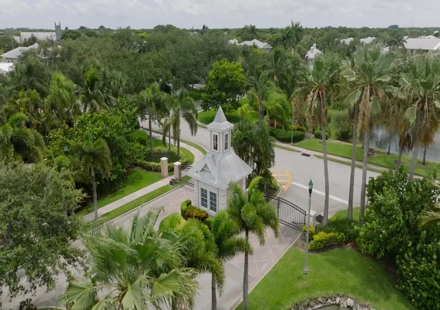 30th image of 1875 Bridgepointe Cir #31, Vero Beach, FL 32967 | MLS# 12662094