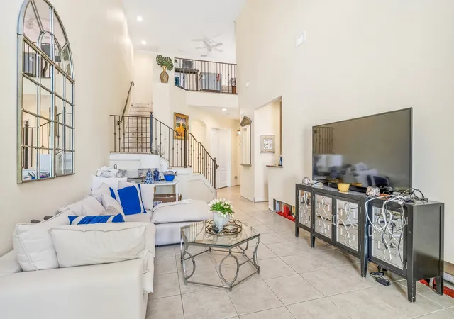 4th image of 1875 Bridgepointe Cir #31, Vero Beach, FL 32967 | MLS# 12662094