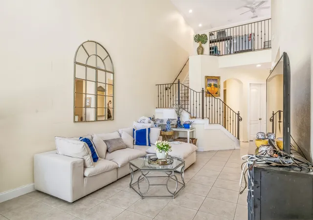 5th image of 1875 Bridgepointe Cir #31, Vero Beach, FL 32967 | MLS# 12662094