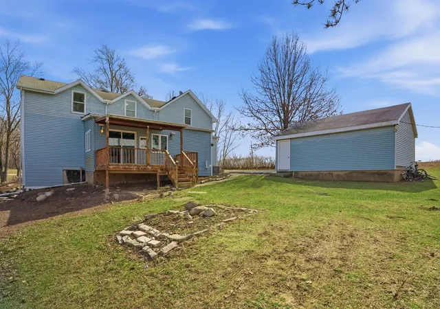 Photo 4 of Single family home for sale at 17n620 Ketchum Rd, Hampshire, IL 60140 | MLS# 12662107 | Listing updated on 2026-10-29