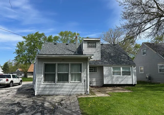 Homes for sale in Park Forest, IL | 5 Arrowhead Ct, Park Forest, IL 60466 | MLS# 12662135