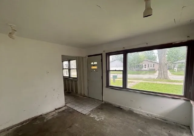 4th image of 3104 Hopkins St, Steger, IL 60475 | MLS# 12662180